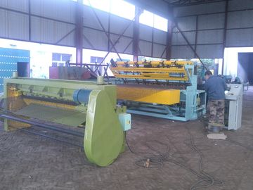 Industrial Fence Panel Making Machine , Fully Automatic Wire Mesh Machine