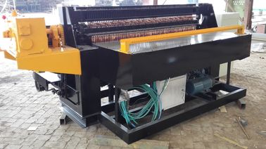 Durable Roll Mesh Welding Machine , Wire Cage Making Machine For Construction