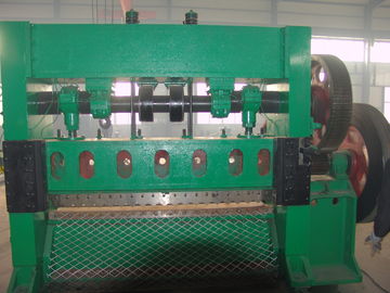 Durable Expanded Mesh Machine , Heavy Duty Expanded Metal Equipment For Road Protection