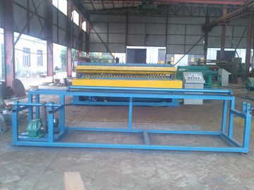 High Efficiency Steel Roll Mesh Welding Machine For 3mm - 6mm Wire Diameter